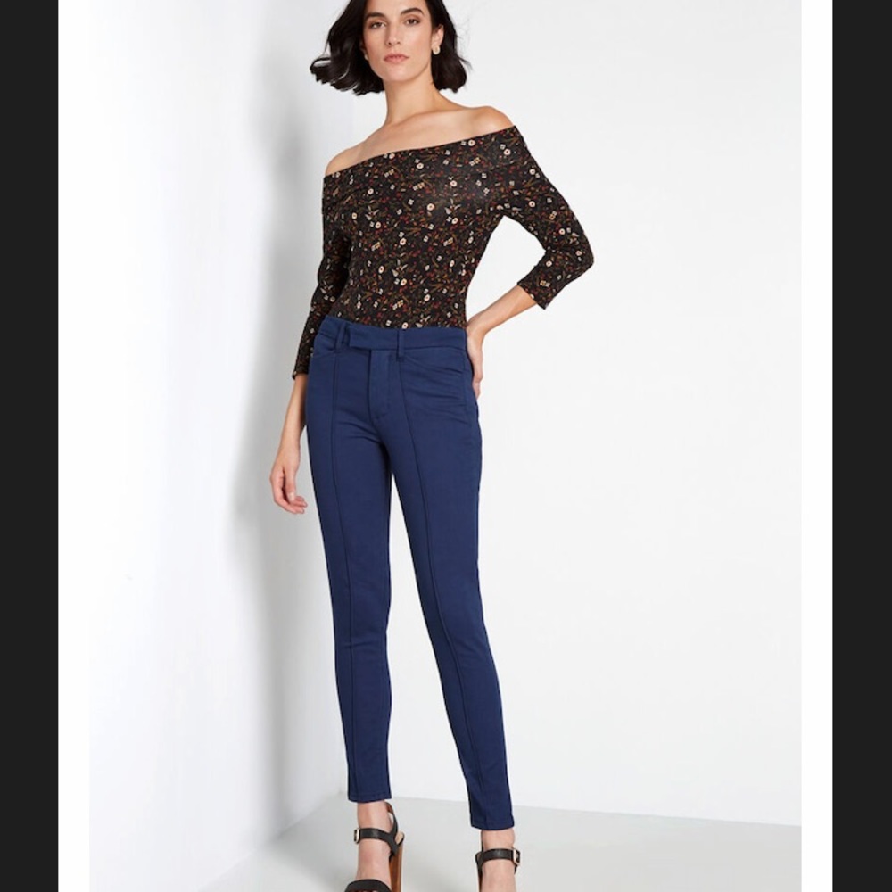 Modcloth Richmond Pant in Navy